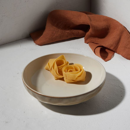 Εικόνα της ΣΑΛΑΤΙΕΡΑ VIGNETTE STONEWARE 23cm IVORY
